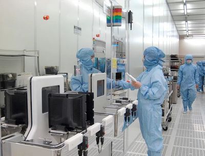 新機(jī)與新局 華潤集團(tuán)王祥明談“國內(nèi)國際雙循環(huán)”引領(lǐng)全球經(jīng)貿(mào)新格局下的電子產(chǎn)品技術(shù)開發(fā)及銷售